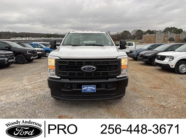 New 2026 Oxford White Ford XL image 8