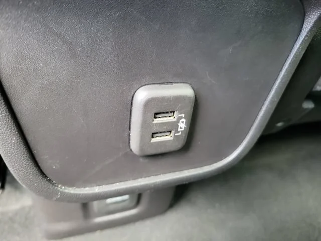 2024 GMC Terrain SLT - Photo 17