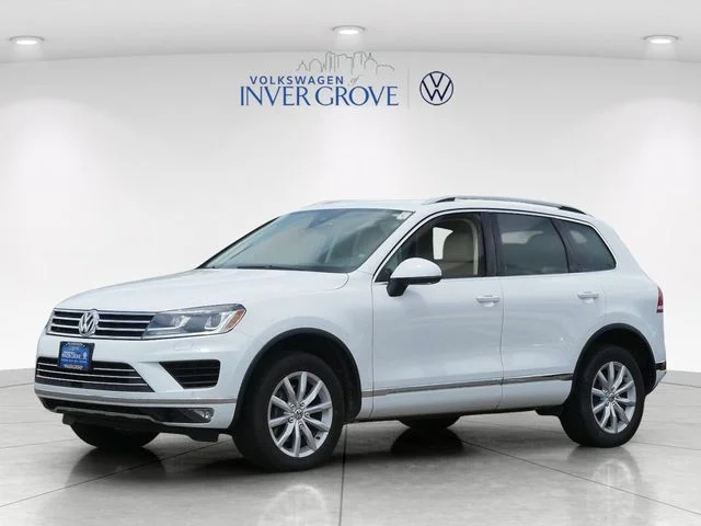 Used 2016 White Volkswagen VR6 FSI image 3