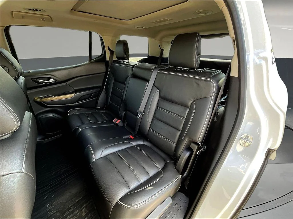 Used 2017 White GMC Denali image 26