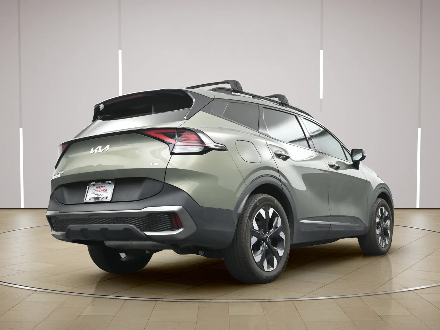 Used 2024 Jungle Green Kia X-Line image 26