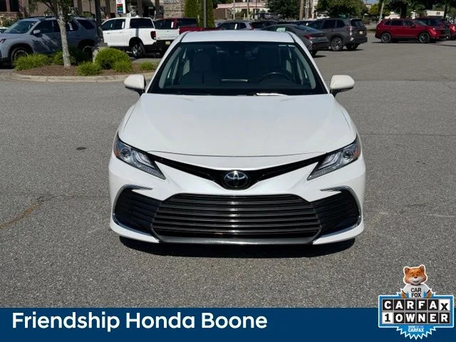 Used 2022 Beige Toyota XLE image 2