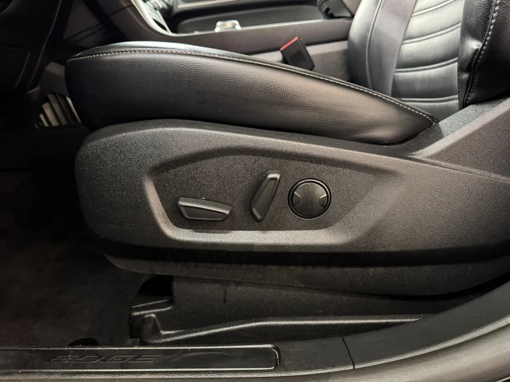 Used 2023 Black Ford SEL image 15