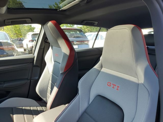 New 2026 White Volkswagen 2.0T SE image 16
