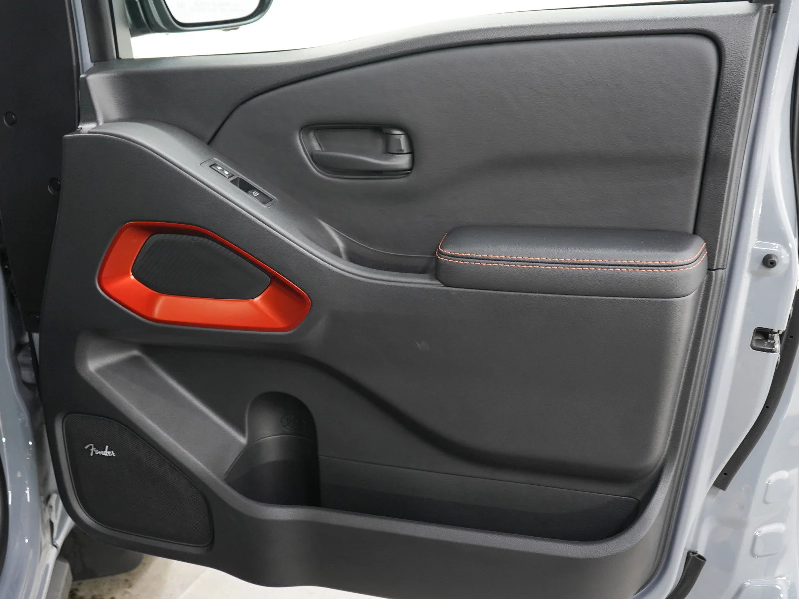 Used 2026 Boulder Gray Pearl Nissan PRO-4X image 12