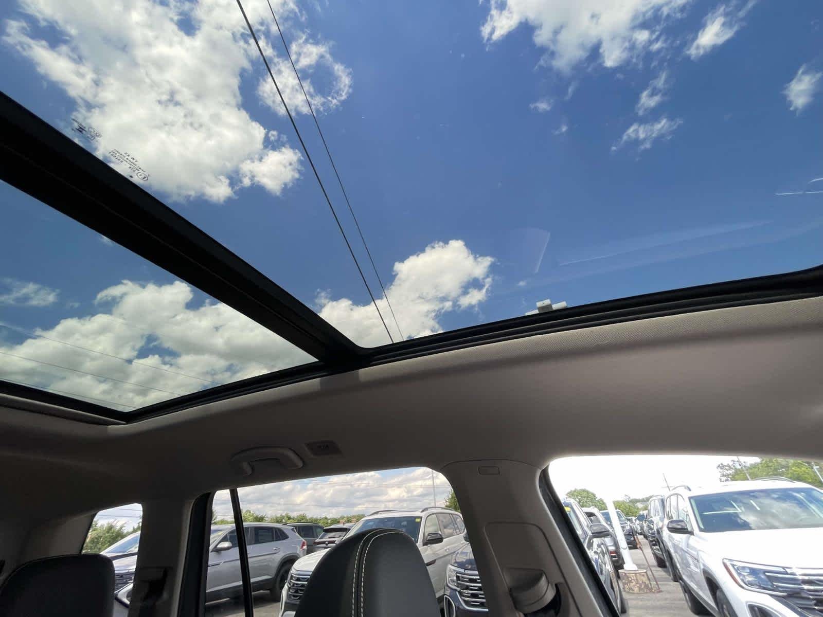 New 2026 Pure Gray Volkswagen 2.0T SEL image 5