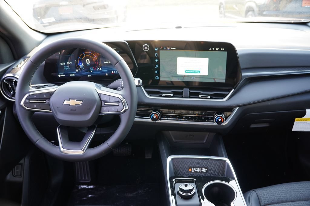 2027 Chevrolet Equinox LT - Photo 12