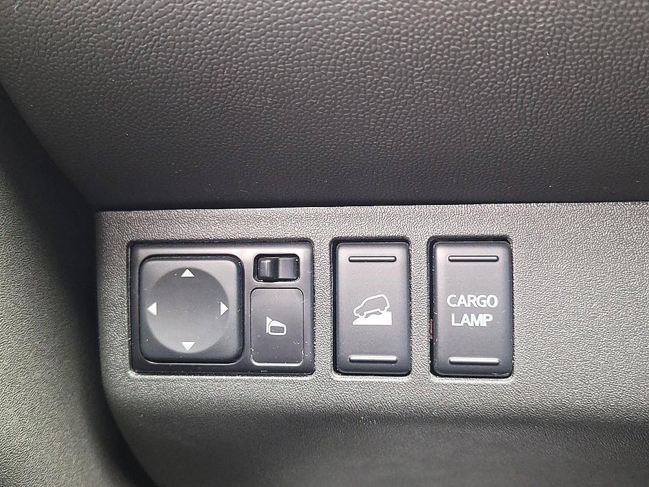 Certified Used 2020 Magnetic Black Pearl Nissan PRO-4X image 30