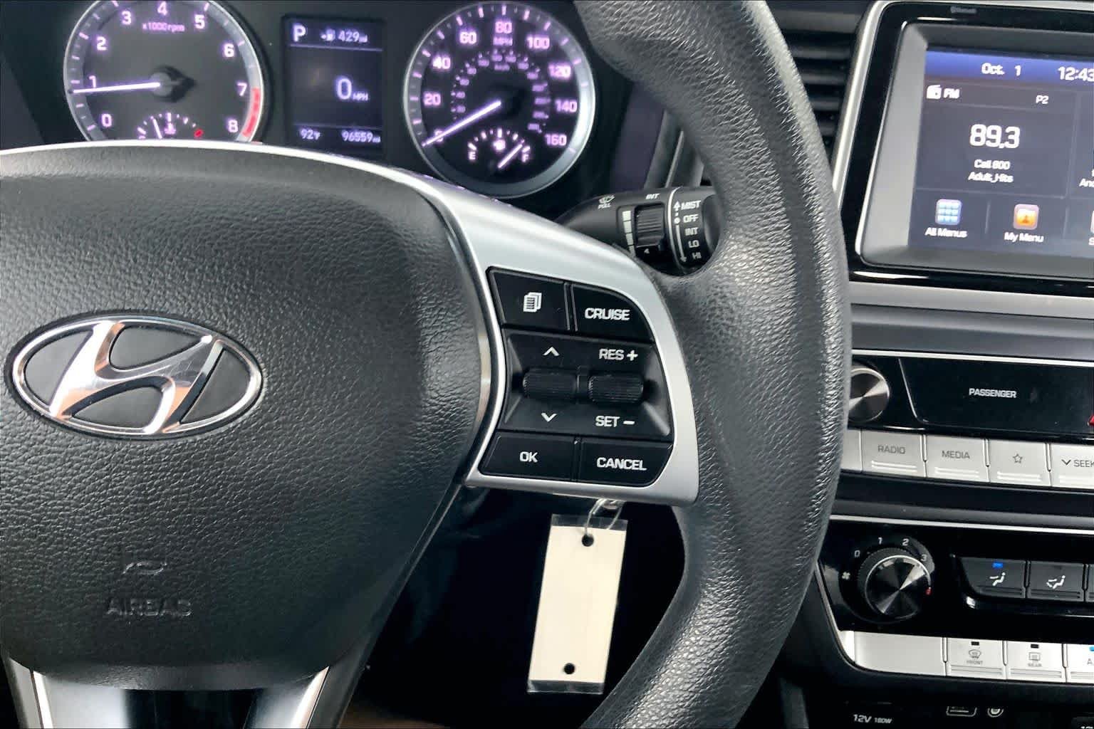 Used 2019 Phantom Black Hyundai SE image 24