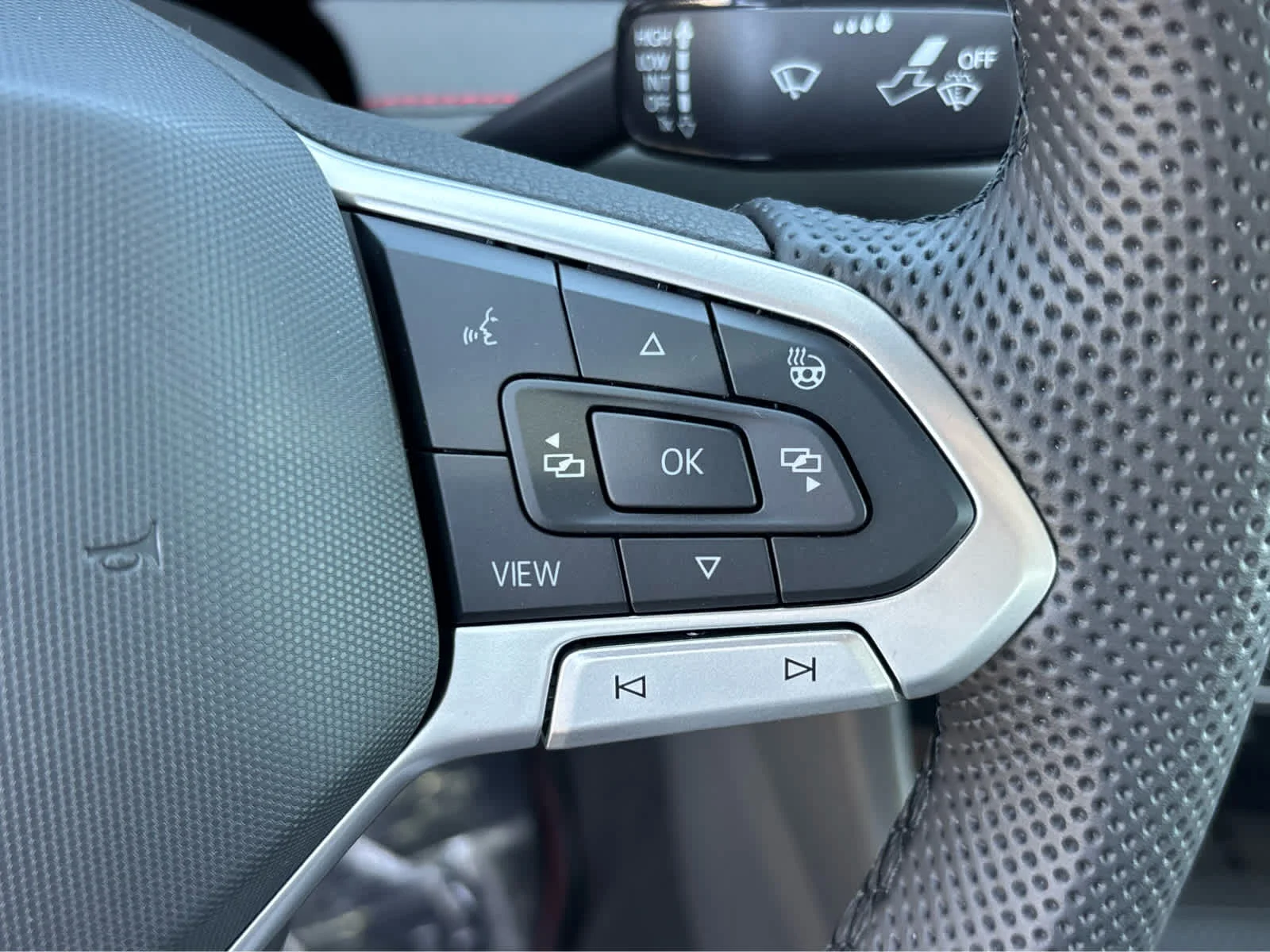 New 2026 PURE WHITE Volkswagen Autobahn image 19