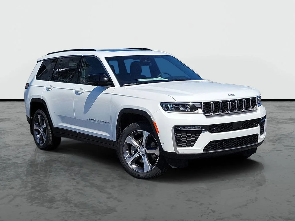 New 2026 Bright White Clear-Coat Exterior Paint Jeep Limited image 1