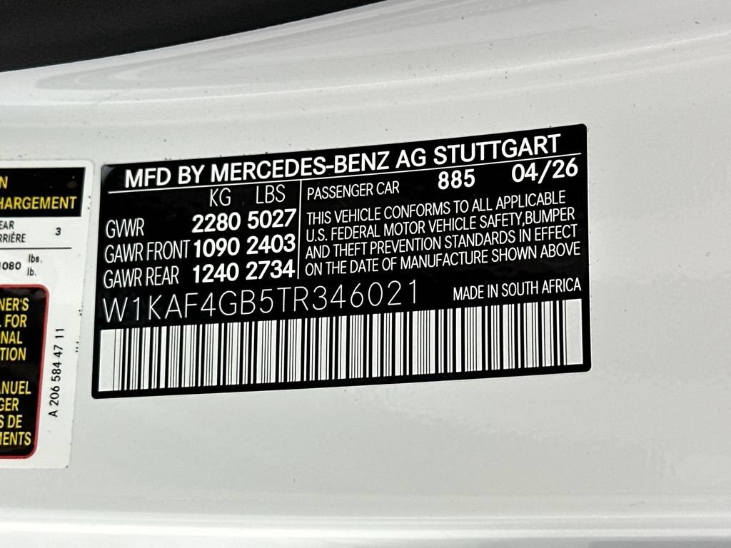 New 2026 MANUFAKTUR Moonlight White Metallic Mercedes-Benz C 300 image 68