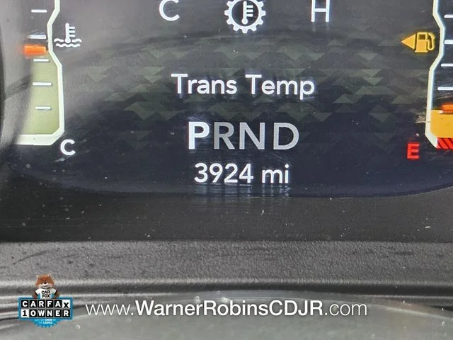 Used 2025 White Jeep Mojave image 31
