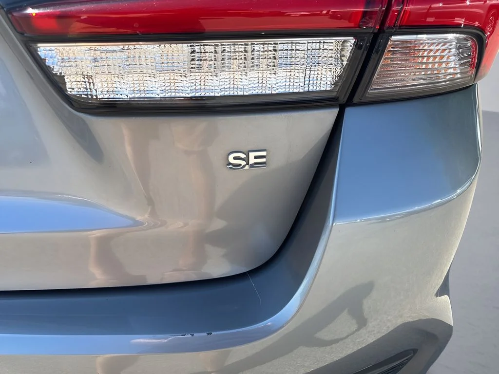 Used 2022  Mitsubishi 2.0 SE image 30