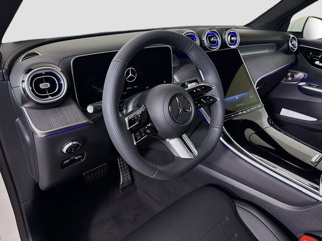 New 2026 Polar White Mercedes-Benz GLC 300 image 42