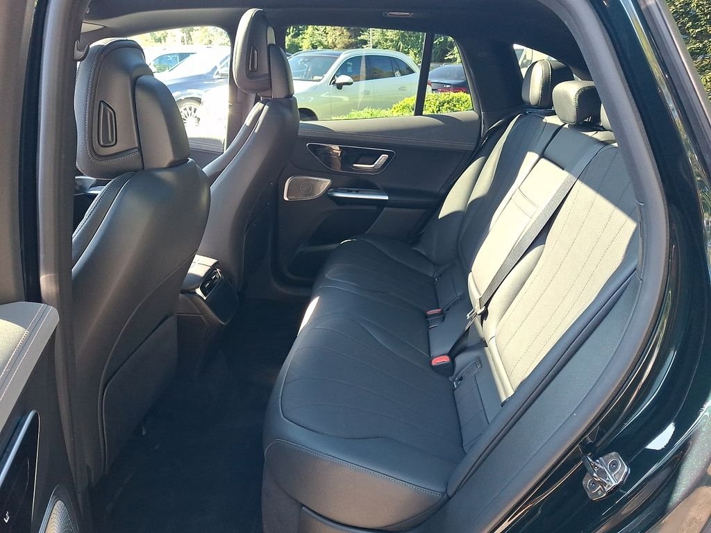 Certified Used 2023 Green Mercedes-Benz 350 SUV image 10