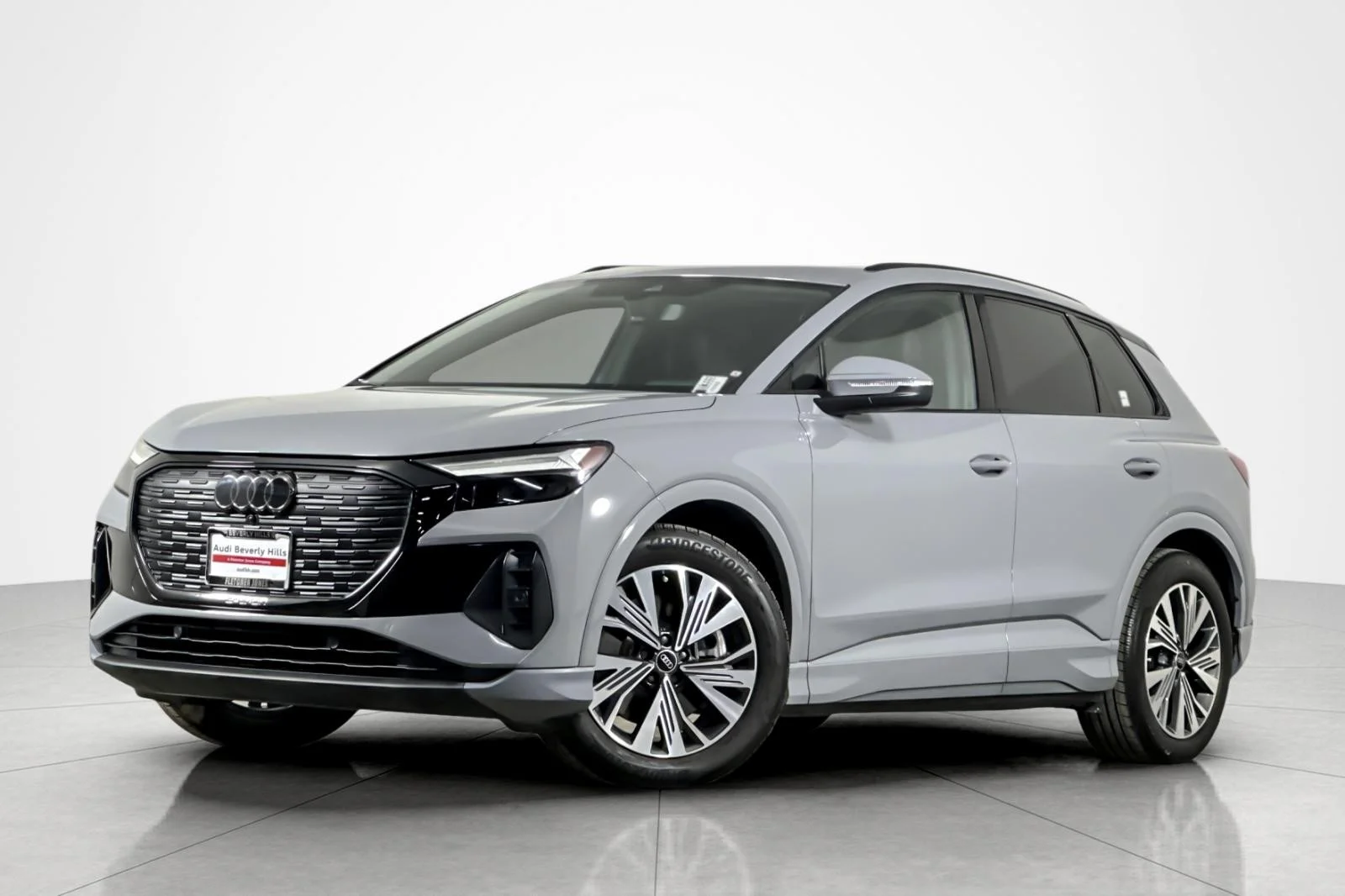 2025 Audi Q4 e-tron 45 Premium Plus's photo
