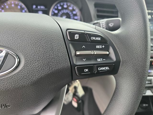 Used 2020 Blue Hyundai SE image 18