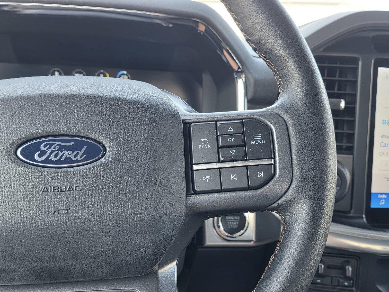 Used 2025 Carbonized Gray Ford LARIAT image 13