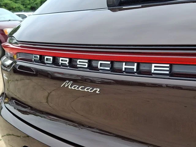 Used 2021 Brown Porsche Base image 31