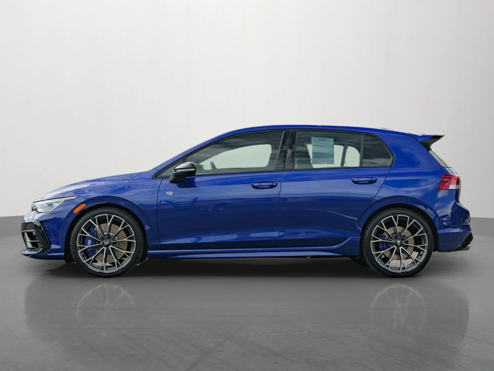 Used 2025 Lapiz Blue Metallic Volkswagen 2.0T image 4