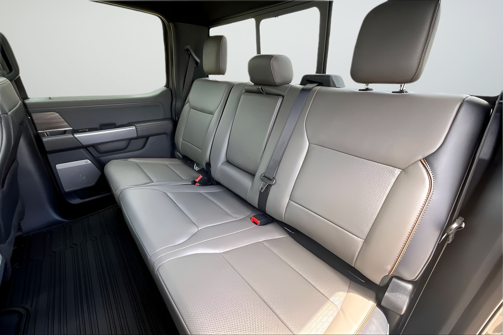 New 2026 Marsh Gray Ford Lariat image 17