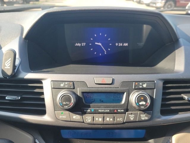 Used 2012 Dark Cherry Pearl II Honda Touring image 8