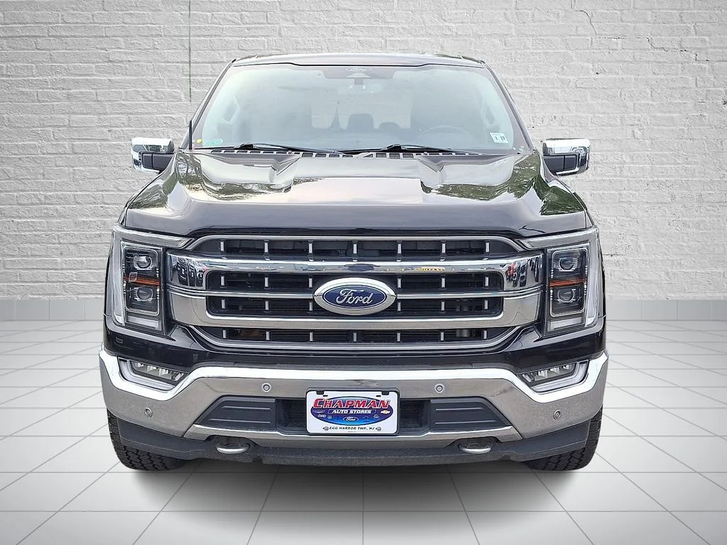 Certified Used 2022 Black Metallic Ford Lariat image 3