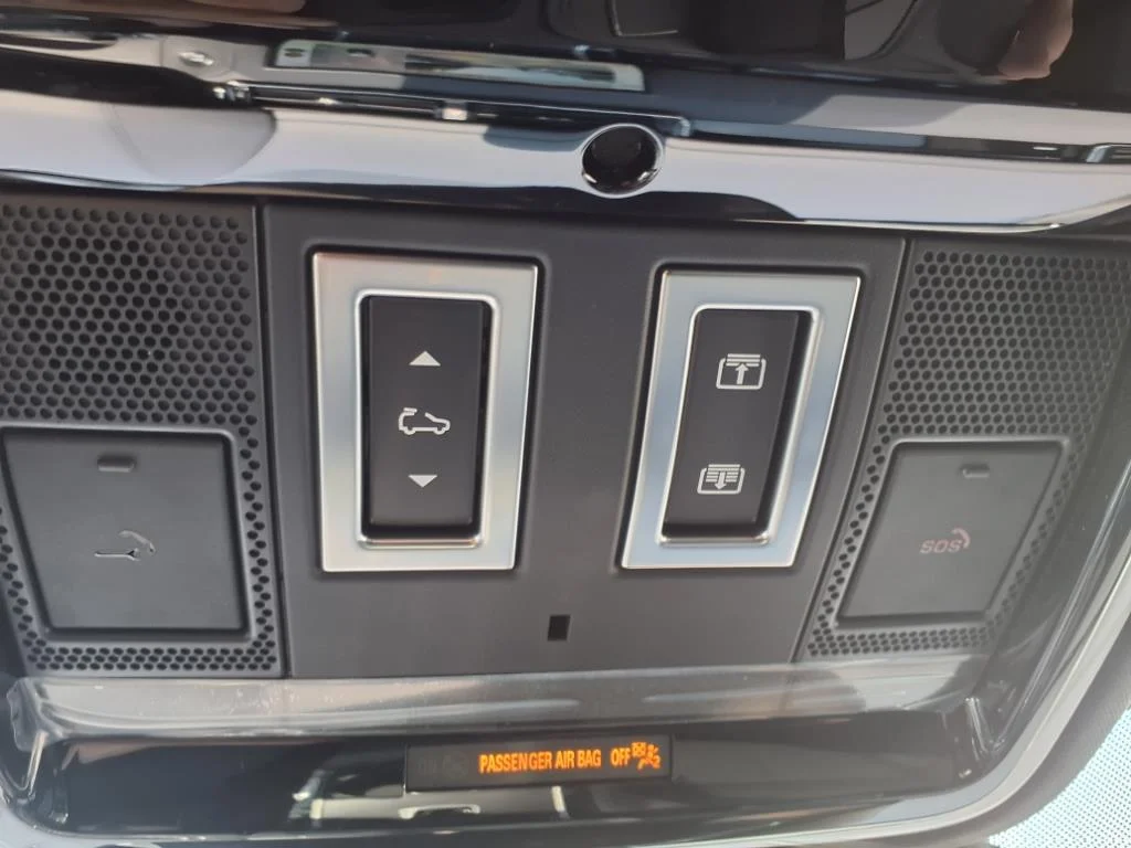 2026 Land Rover Range Rover Velar Dynamic SE - Photo 21