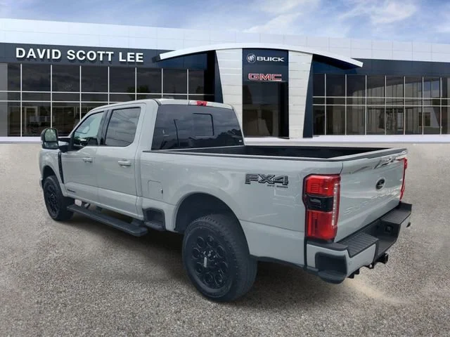 Used 2025 Avalanche Ford XL image 3