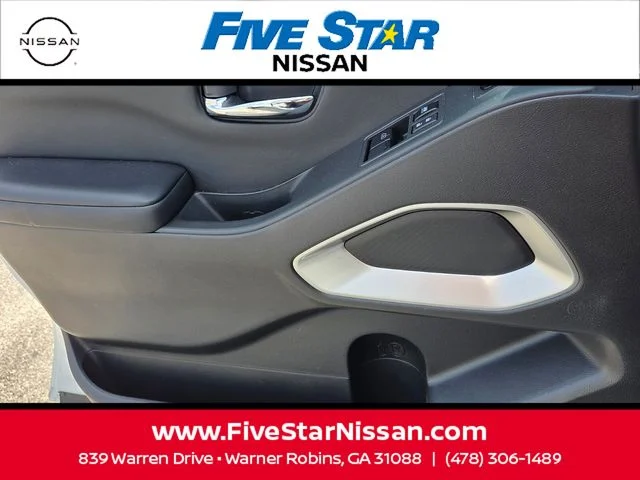 Used 2025 White Nissan SV image 27