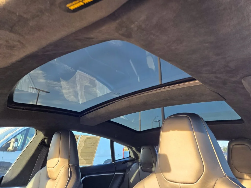 Used 2016 Gold Tesla 90D image 23
