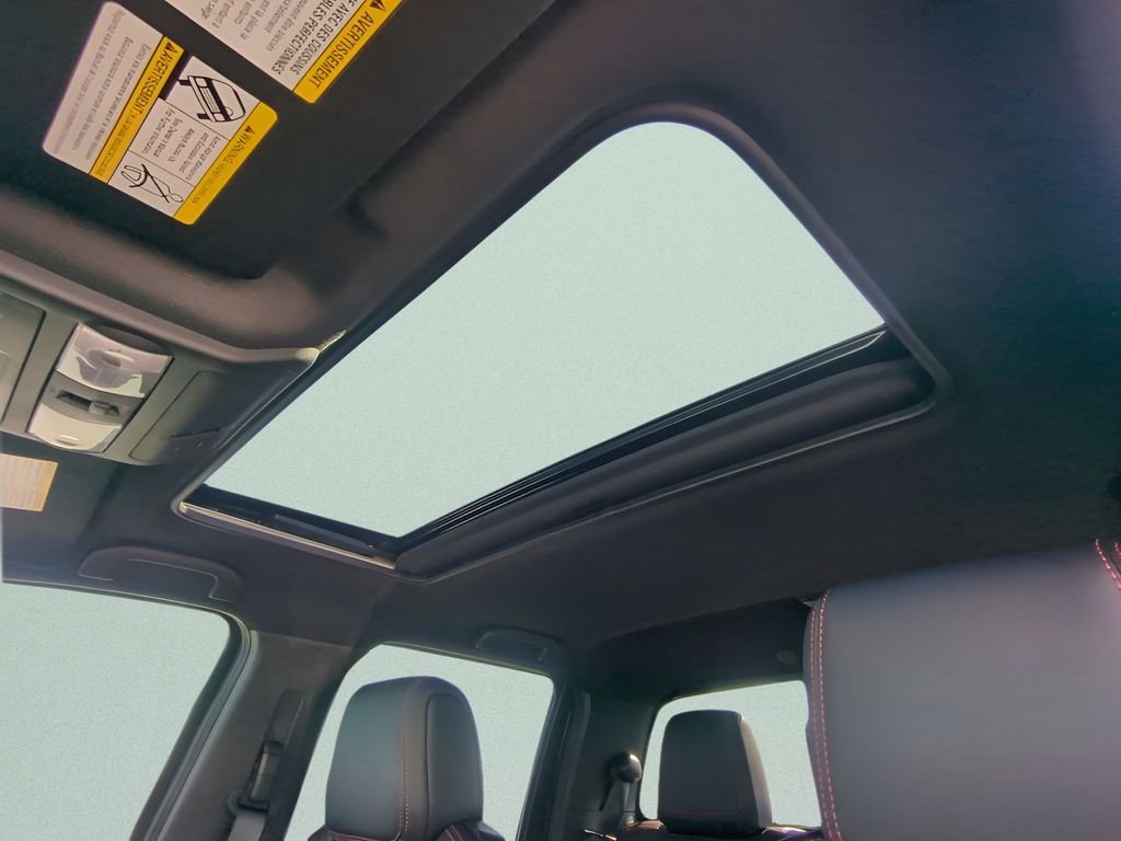 New 2026 Glacier White Nissan Crew Cab PRO-X® image 21