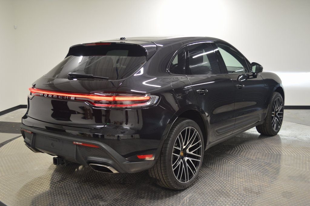 Used 2025 Black Porsche  image 7