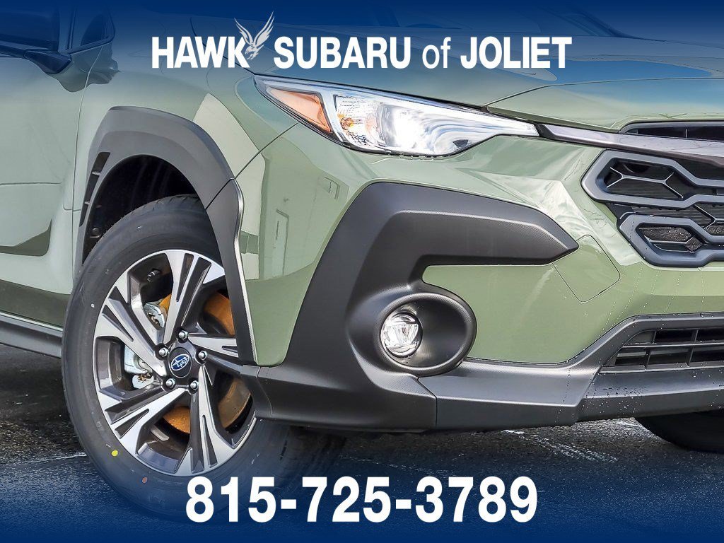Used 2026 Alpine Green Subaru Premium image 3