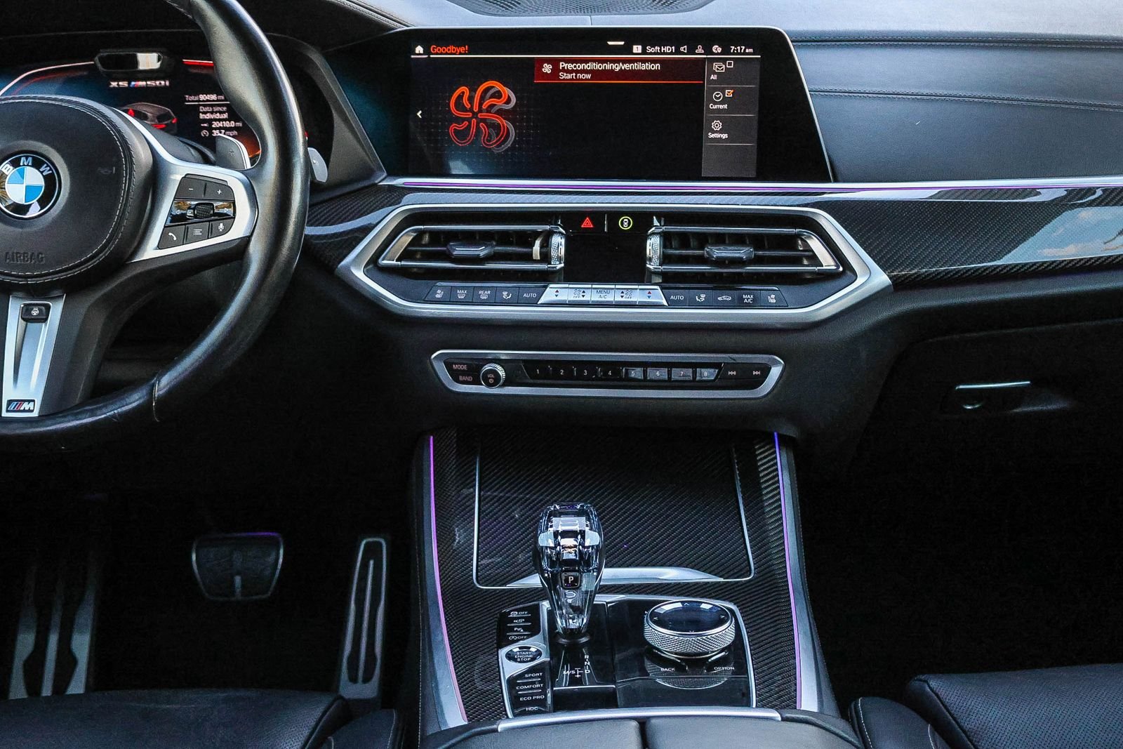 Used 2022 White BMW M50i image 21