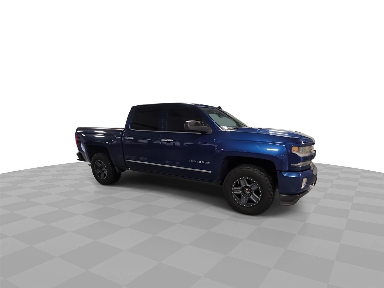 Used 2016 DEEP OCEAN BLUE METALLIC Chevrolet LTZ image 2