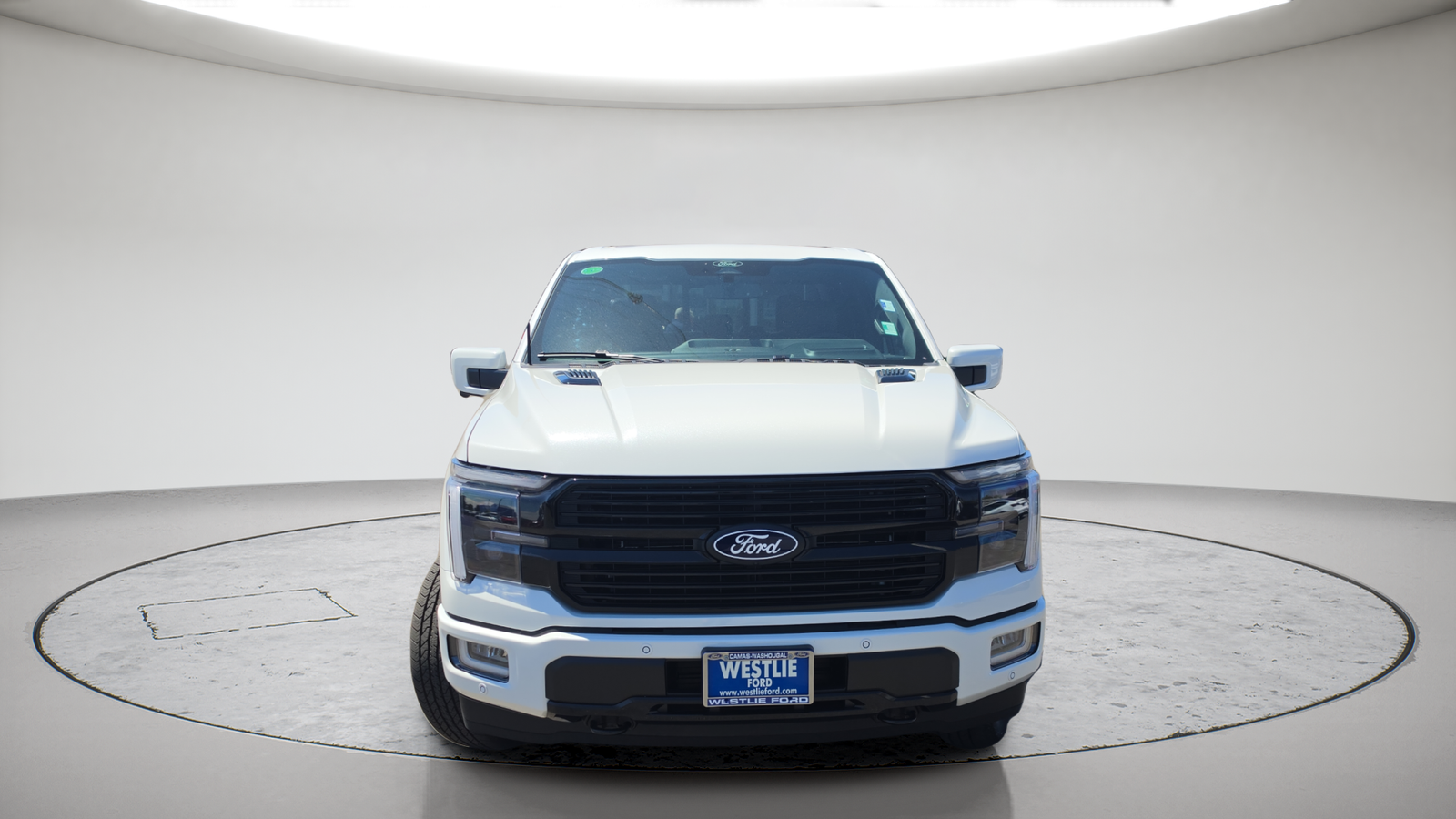 New 2026 Star White Metallic Tri-Coat Ford Platinum® image 20