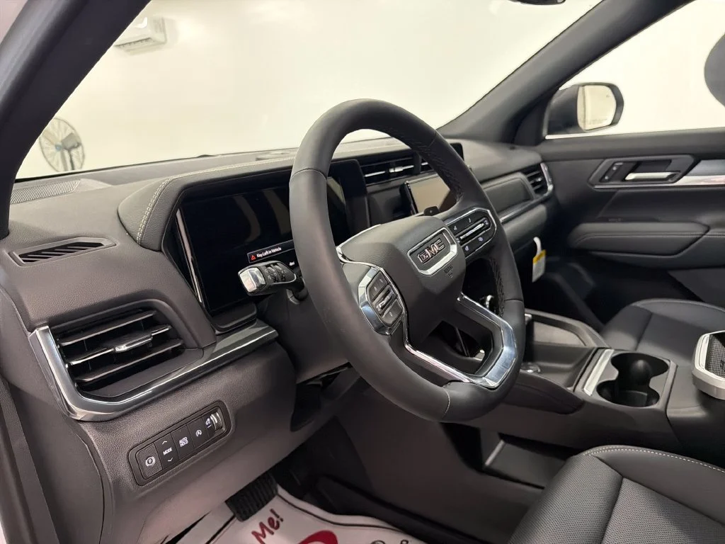 New 2027 Summit White GMC Elevation image 19