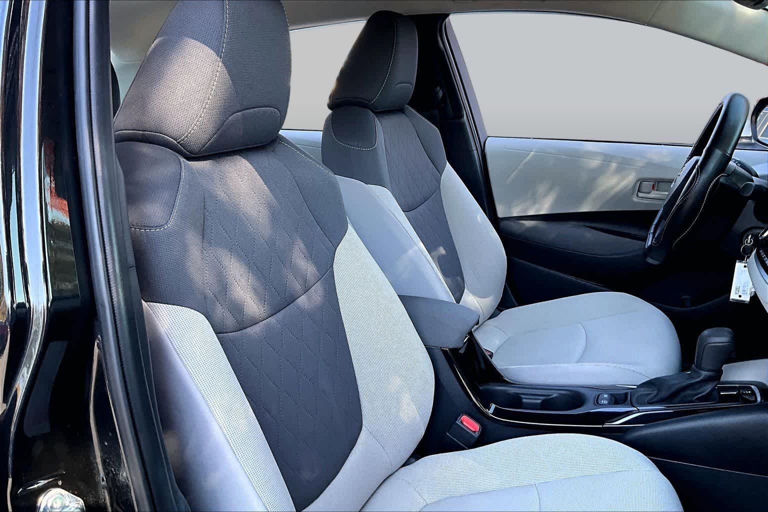 Used 2022 Black Sand Pearl Toyota LE image 9