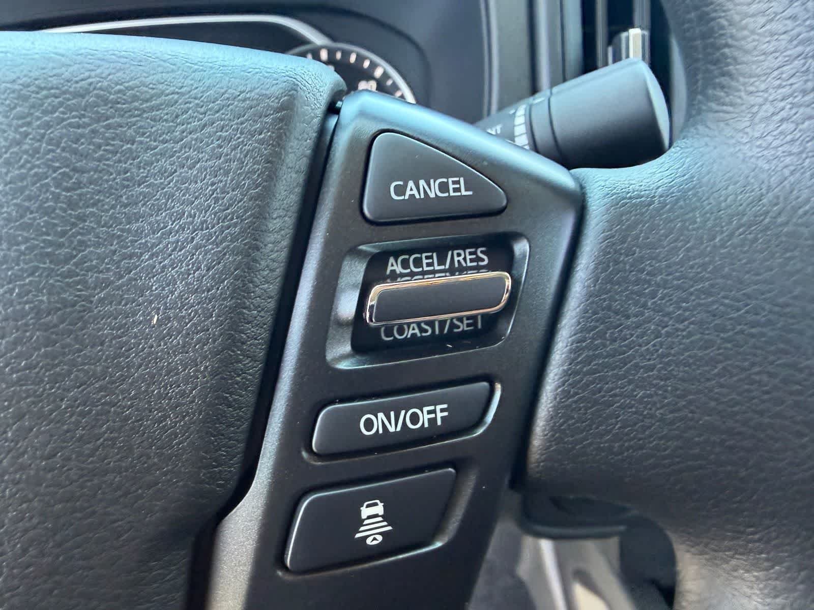 New 2026 Glacier White Nissan Crew Cab S image 19