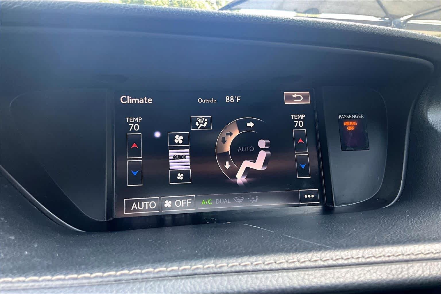 Used 2015 Obsidian Lexus  image 37