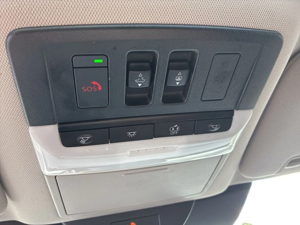 Certified Used 2024 White Nissan Platinum image 25