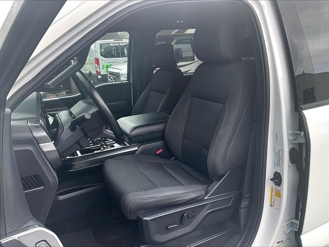 Used 2022 Oxford White Ford XLT image 20