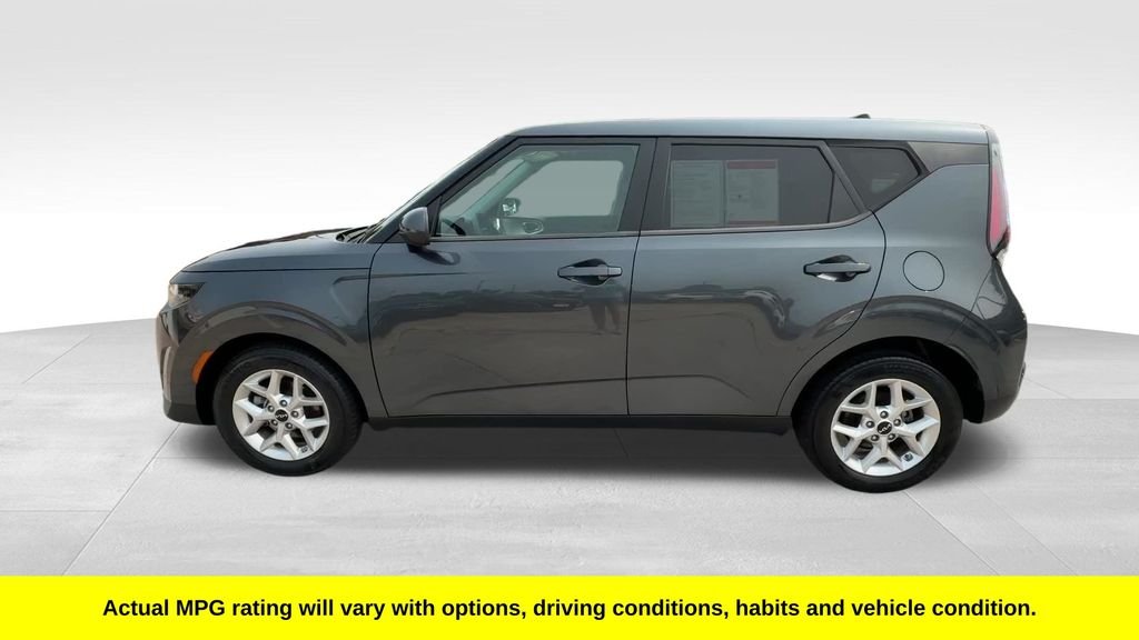 Used 2023 Gray Kia LX image 3