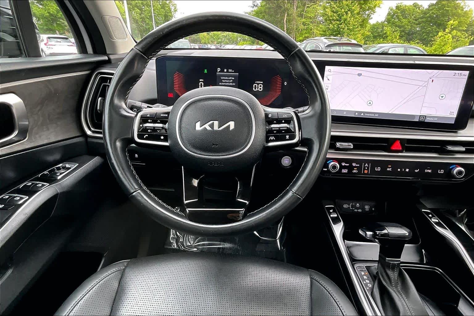 Used 2024 Glacial White Pearl Kia X-Line EX image 7