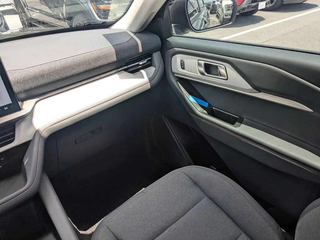 New 2026 Carbonized Gray Metallic Ford Active image 18