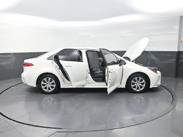 Used 2021 White Toyota LE image 46