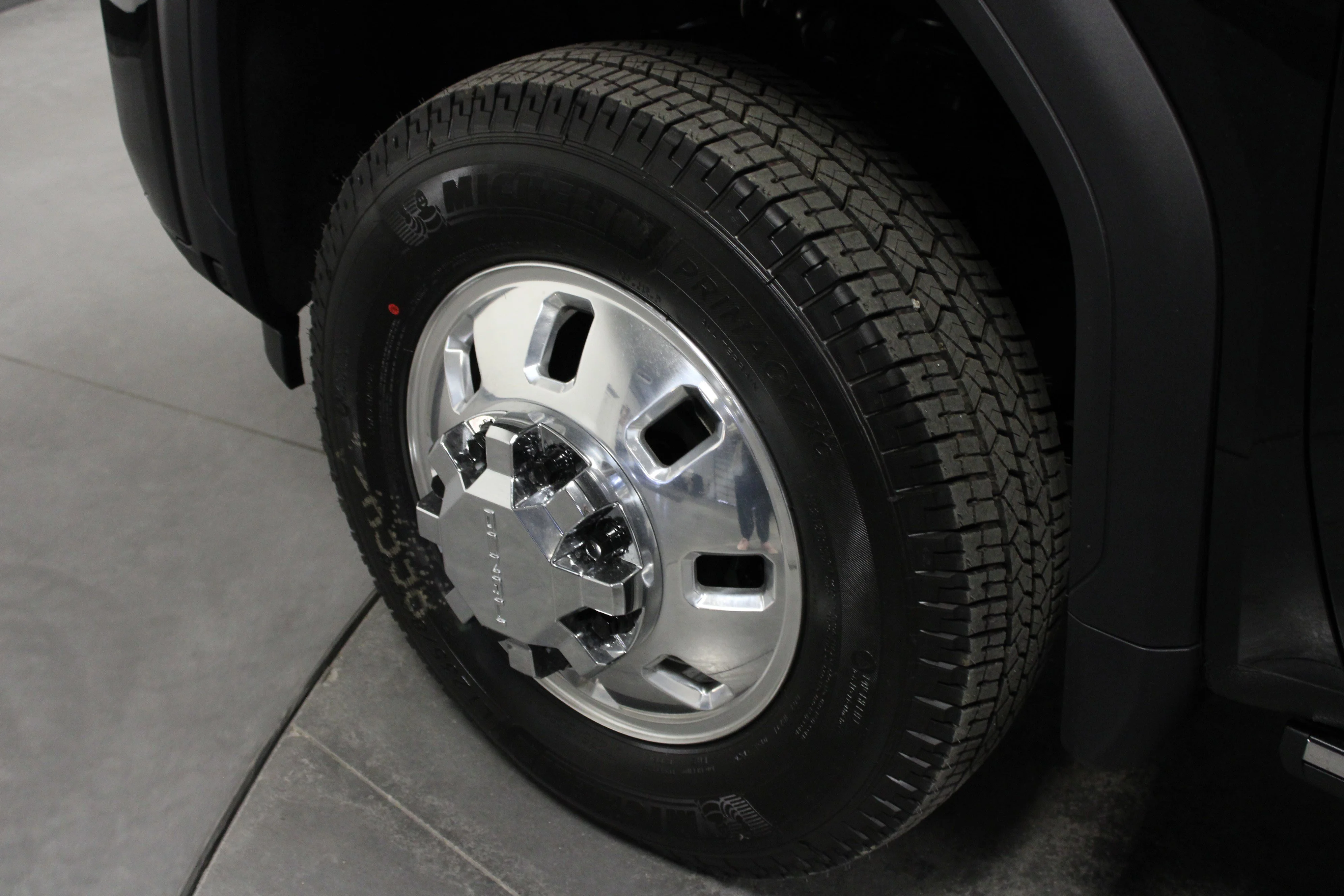New 2026 Onyx Black GMC Denali DRW image 10