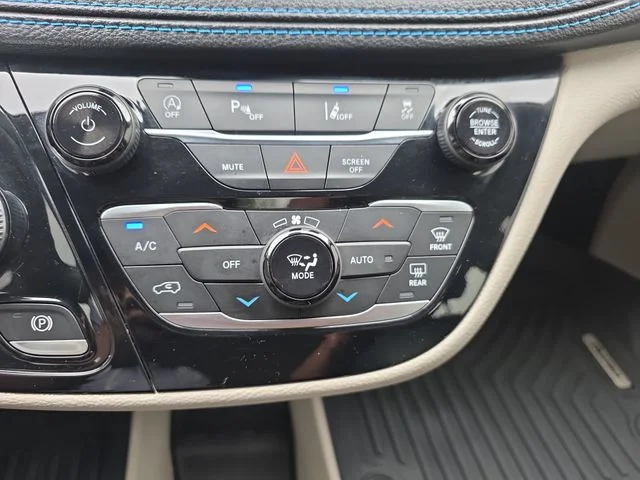 Used 2021 White Chrysler Touring L image 25